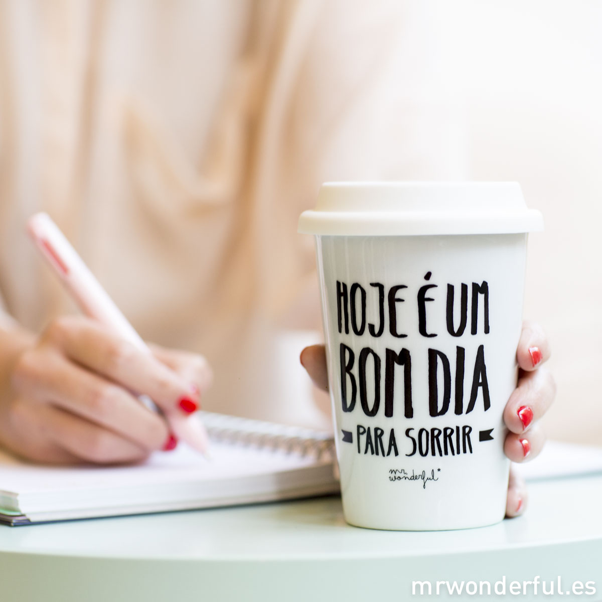 Mr.Wonderful take away portugués: Hoje é um bom dia para sorrir