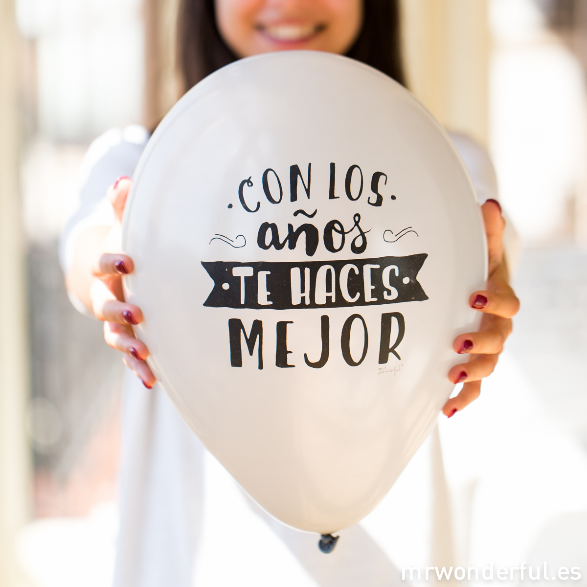 mrwonderful_8436547190775_GLOBO-02_Globo-celebraciones_cumple_pastel-212