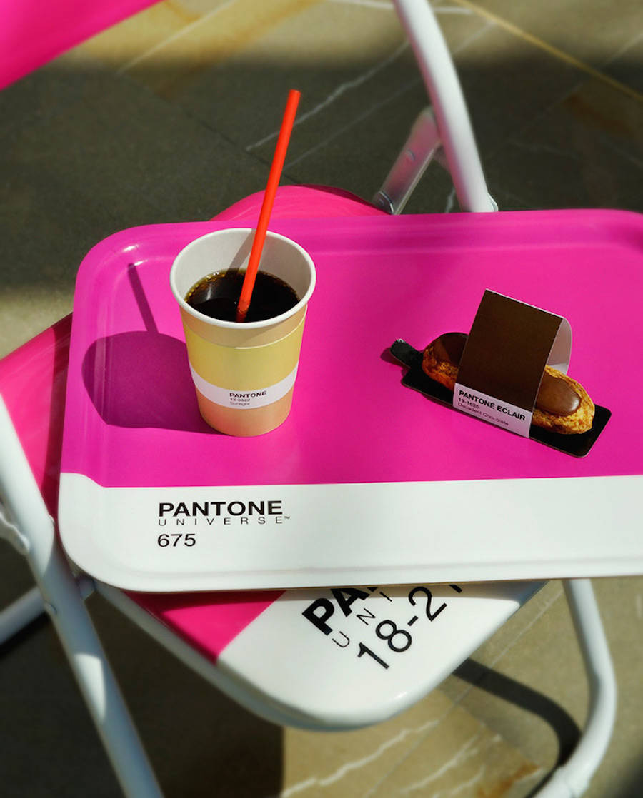 pantonecafe2-1-900x1118