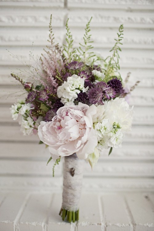 beautiful-winter-wedding-bouquets-13-500x750