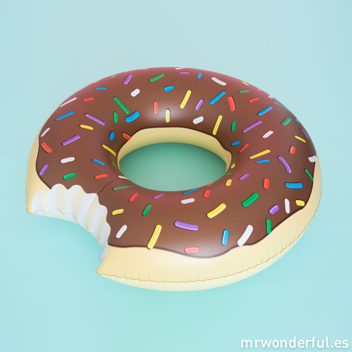 mrwonderful_PRA02918_flotador-hinchable_donut-chocolate-1-Editar