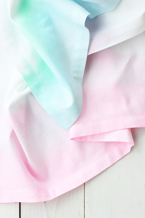 diy-watercolor-cloth-napkins-24