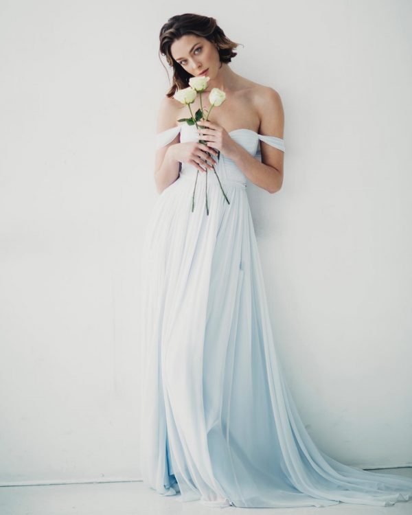 Vestido de novia azul de nurukimondo